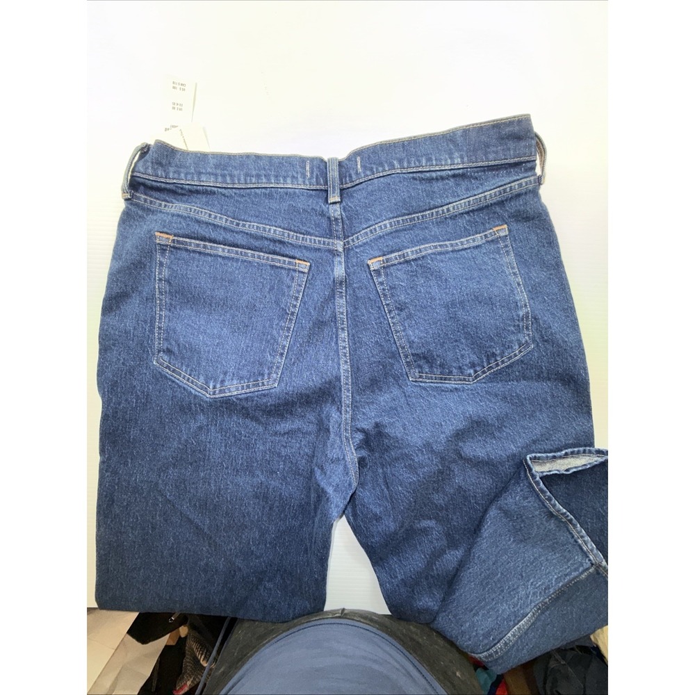 NWT Abercrombie & Fitch The 90s Relaxed High Rise Denim Jeans 33 Short - Picture 9 of 9